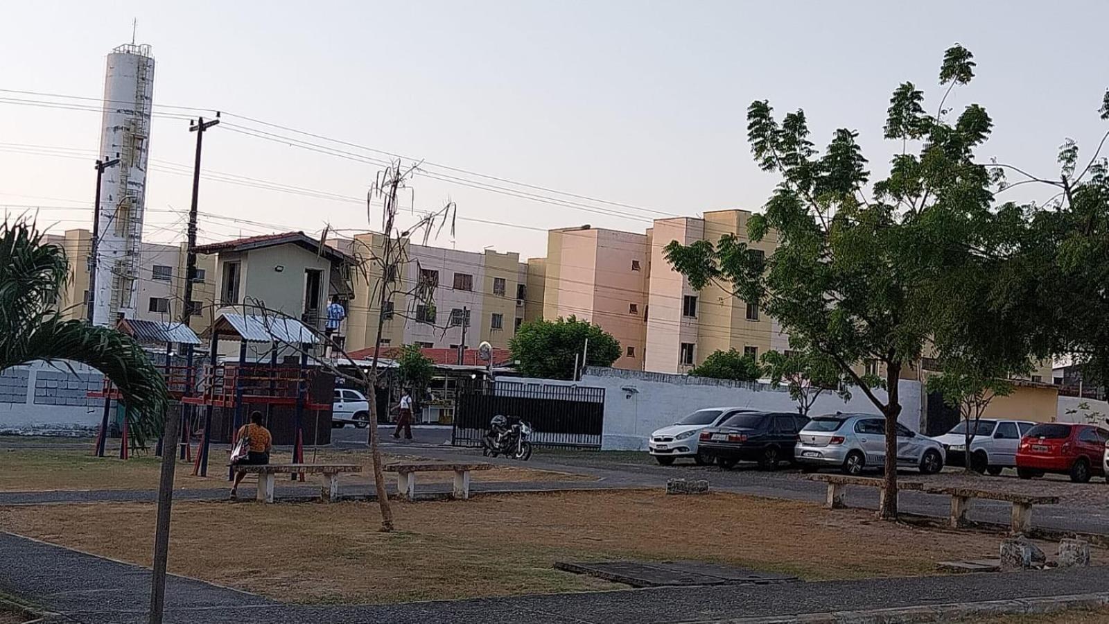 Apartamento Caucaia-Ce, Proximo A Praia De Cumbuco Fortaleza  Luaran gambar